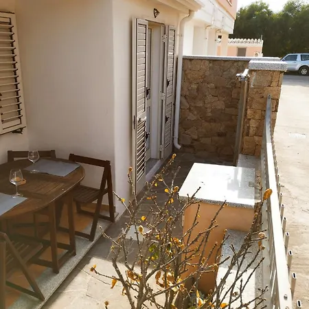 Summer Room- Fronte Pensionat La Caletta
