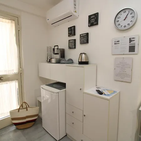 Summer Room- Fronte * La Caletta