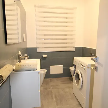Summer Room- Fronte * La Caletta