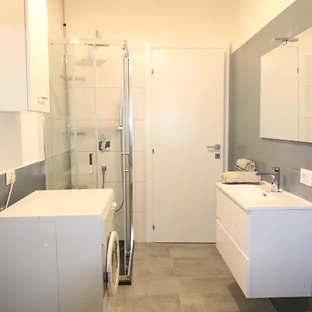 Summer Room- Fronte Guest house La Caletta